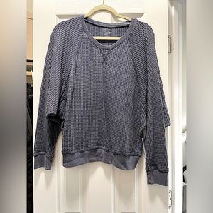 Blue/grey waffle knit long sleeve shirt